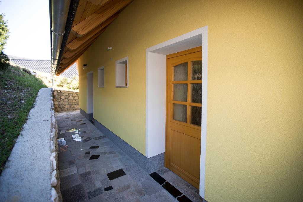 Farmhouse Pri Miklavu Bohinj Exteriör bild
