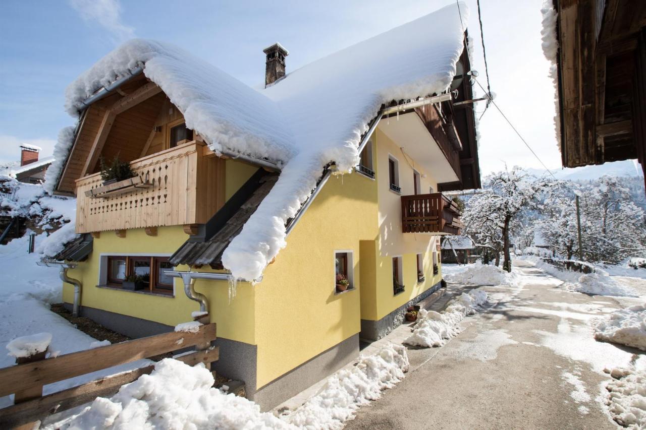 Farmhouse Pri Miklavu Bohinj Exteriör bild