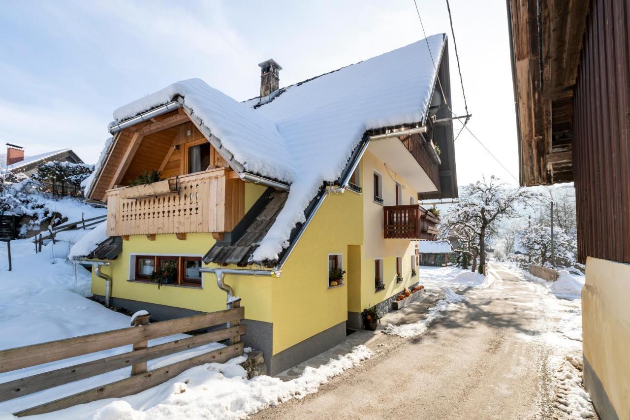 Farmhouse Pri Miklavu Bohinj Exteriör bild