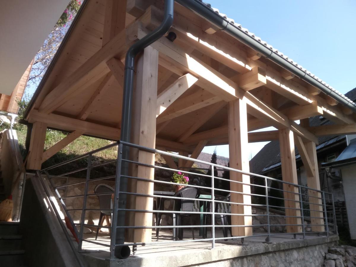 Farmhouse Pri Miklavu Bohinj Exteriör bild